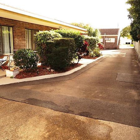 Twin Pines Motel Mooloolaba Kültér fotó