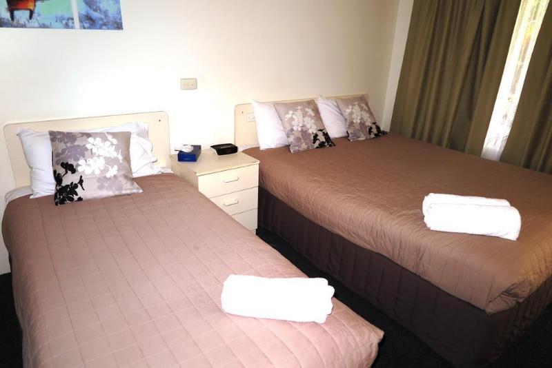 Twin Pines Motel Mooloolaba Kültér fotó