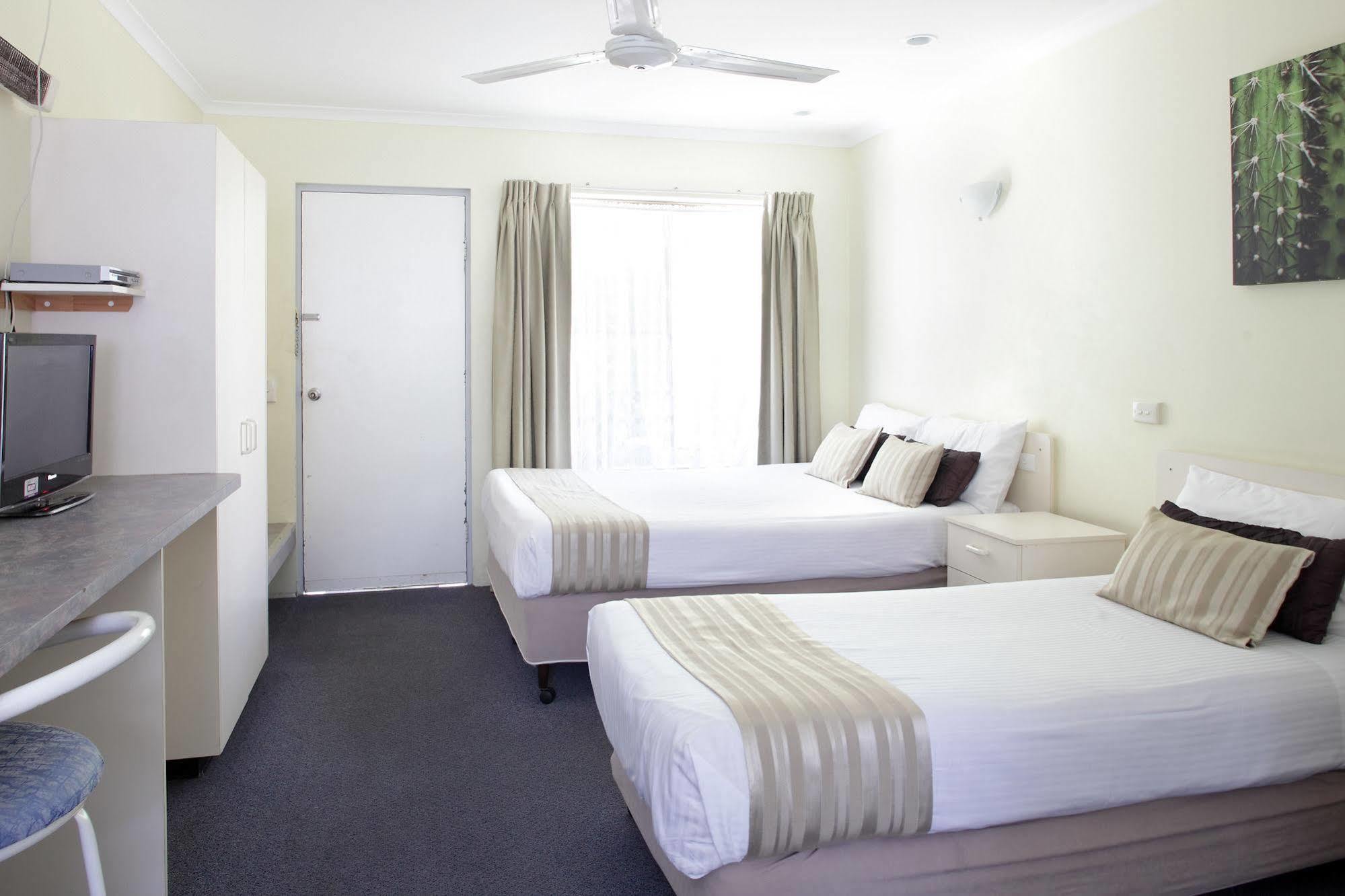 Twin Pines Motel Mooloolaba Kültér fotó